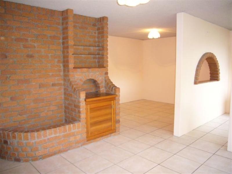 1/9 Broomfield Street, Taringa QLD 4068