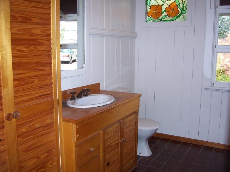 12 Rokeby Terrace, Taringa QLD 4068