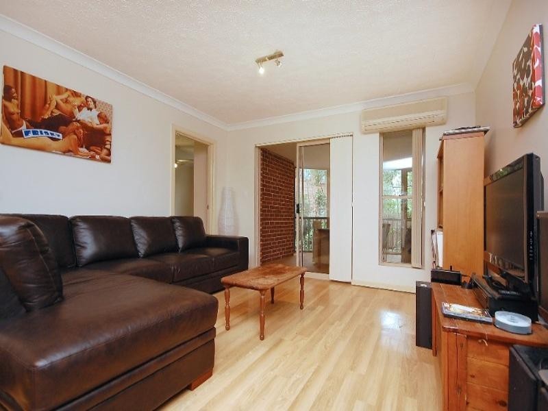 1/15 Lima Street, Auchenflower QLD 4066