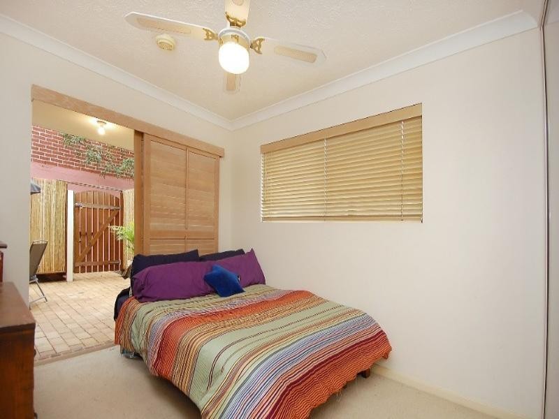 1/15 Lima Street, Auchenflower QLD 4066
