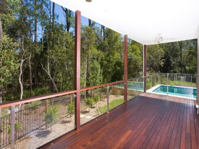 48 Lomandra Place, Chapel Hill QLD 4069