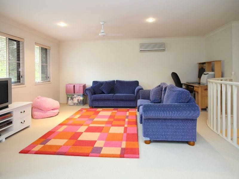 21 Tangy Street, Brookfield QLD 4069