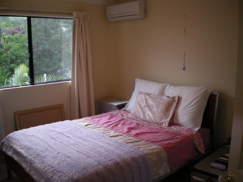 10/121 Sir Fred Schonell, St Lucia QLD 4067