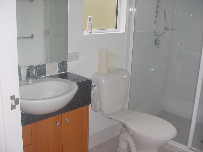 2/7 Highview Terrace, St Lucia QLD 4067