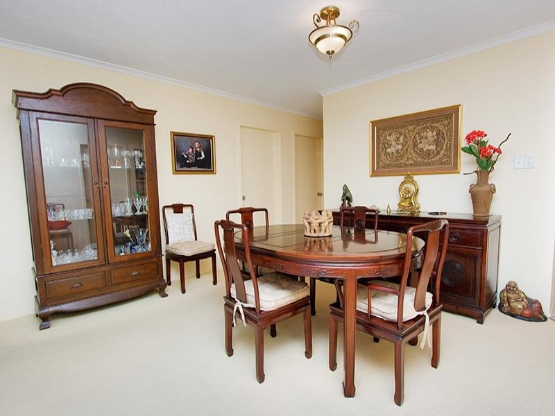 2/82 Sandford Street, St Lucia QLD 4067