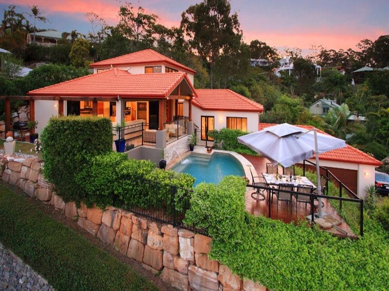 22 Grevillea Close, Chapel Hill QLD 4069