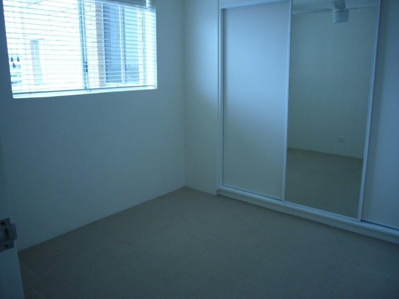 37/36 Glen Road, Toowong QLD 4066