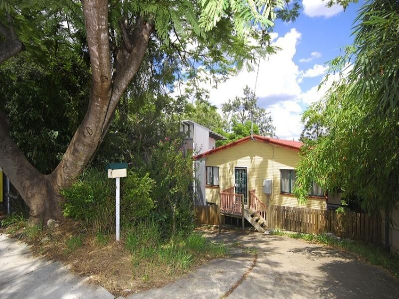 227 Swann Road, Taringa QLD 4068