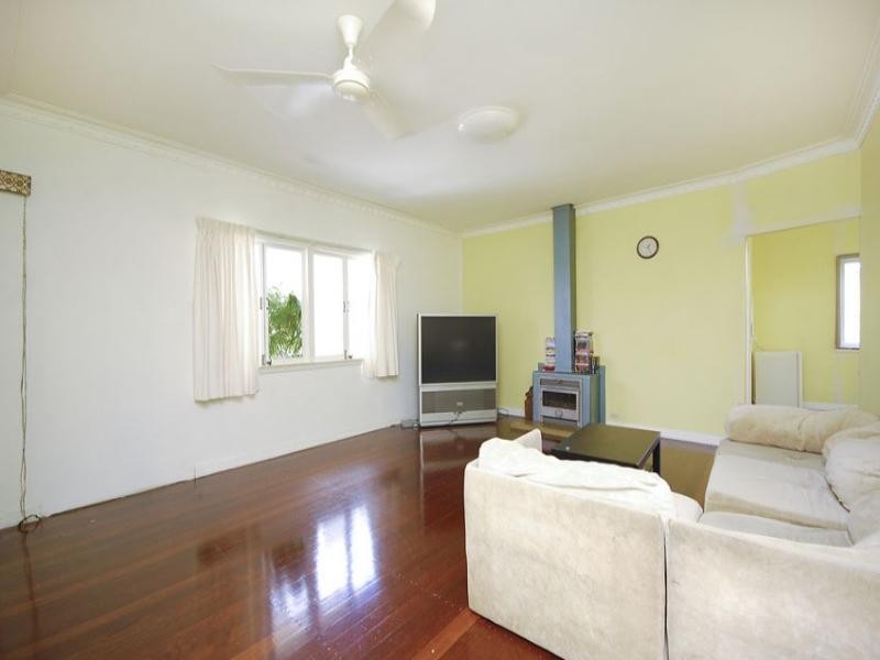 227 Swann Road, Taringa QLD 4068