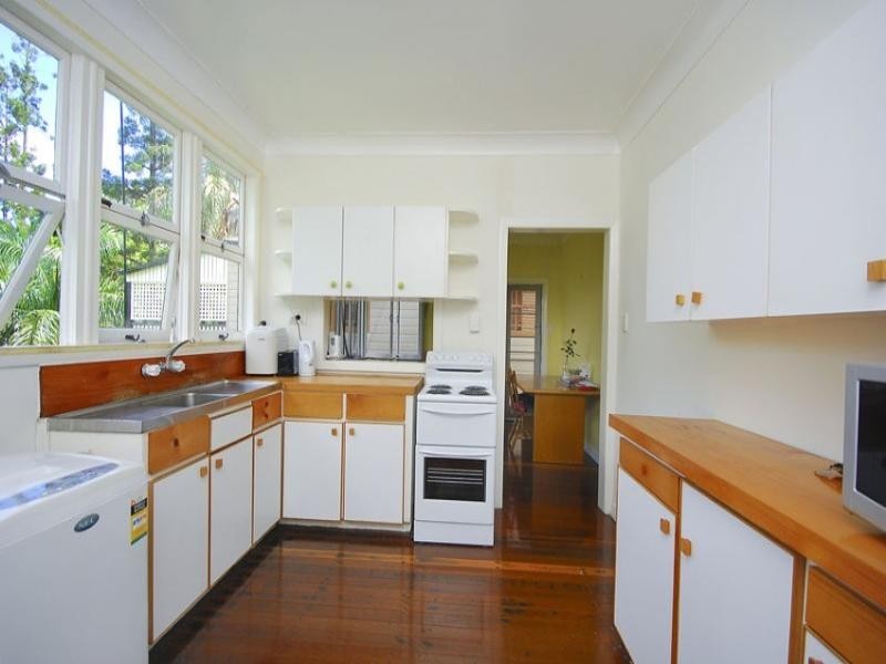 227 Swann Road, Taringa QLD 4068