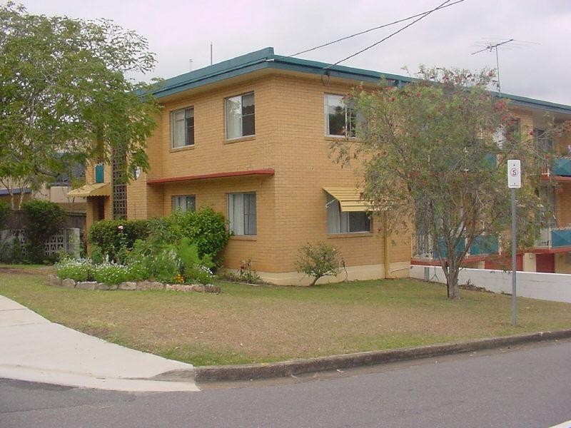 1/44 Sisley Street, St Lucia QLD 4067
