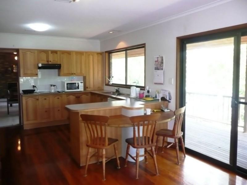 13 Maculata Drive, Chapel Hill QLD 4069