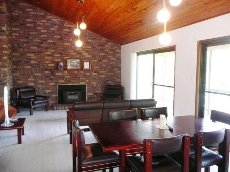 13 Maculata Drive, Chapel Hill QLD 4069