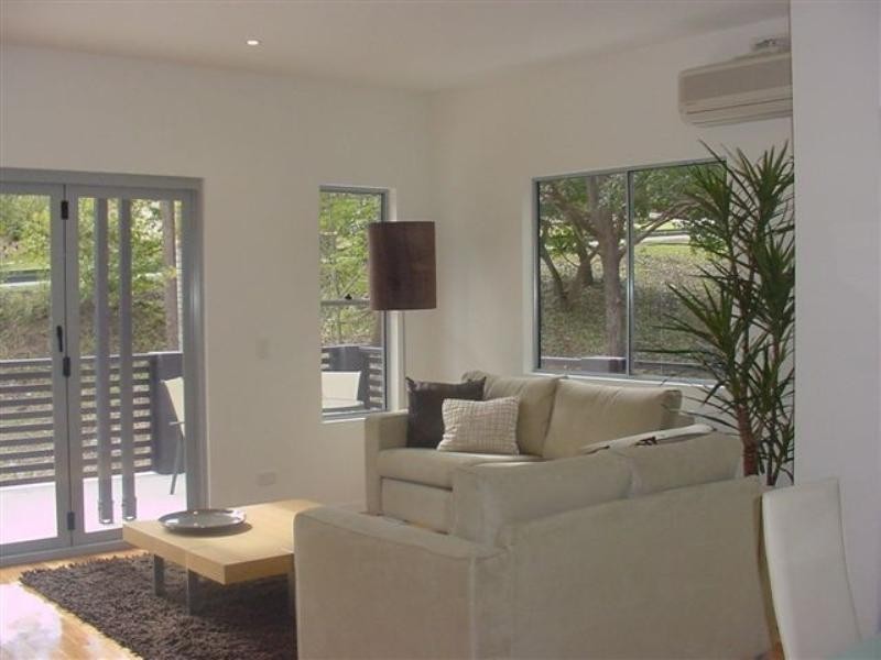 1/55 Armadale Street, St Lucia QLD 4067