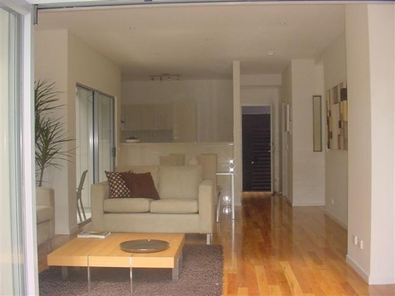 1/55 Armadale Street, St Lucia QLD 4067