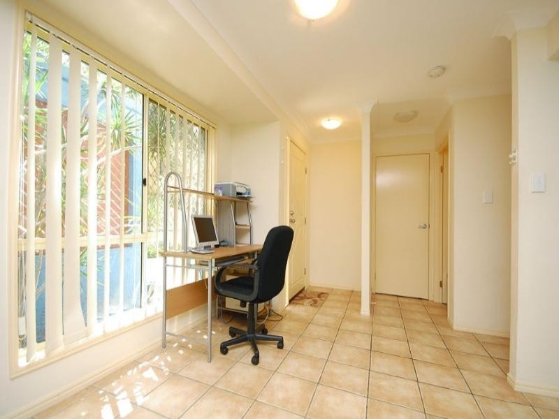 2/50 Fleming Road, Herston QLD 4006