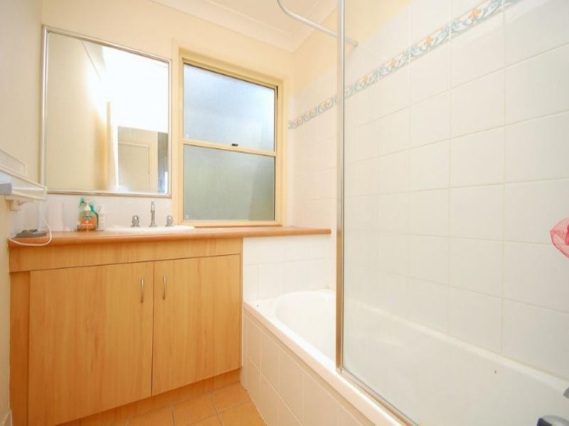 2/50 Fleming Road, Herston QLD 4006