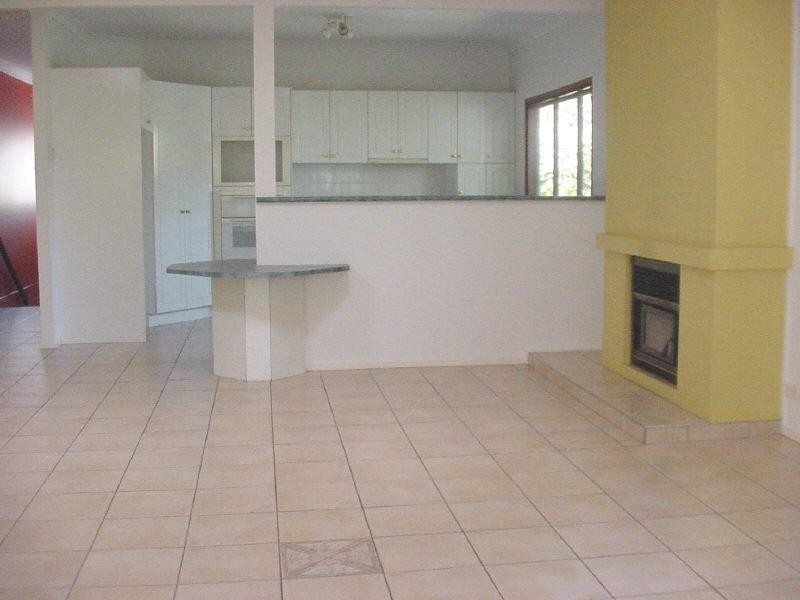 29 Iona Terrace, Taringa QLD 4068