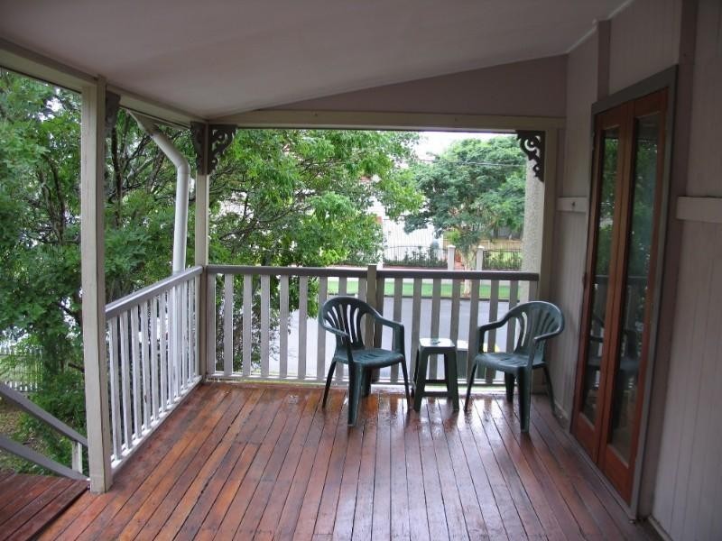 7 Huxham Terrace, Auchenflower QLD 4066