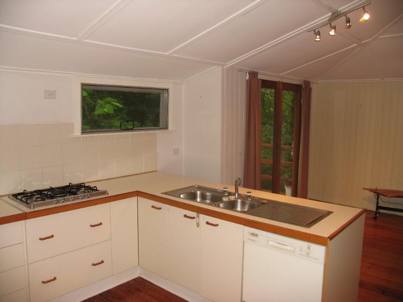 7 Huxham Terrace, Auchenflower QLD 4066