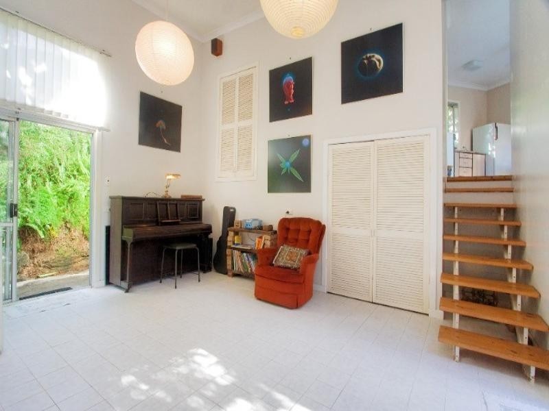 1 Iona Terrace, Taringa QLD 4068