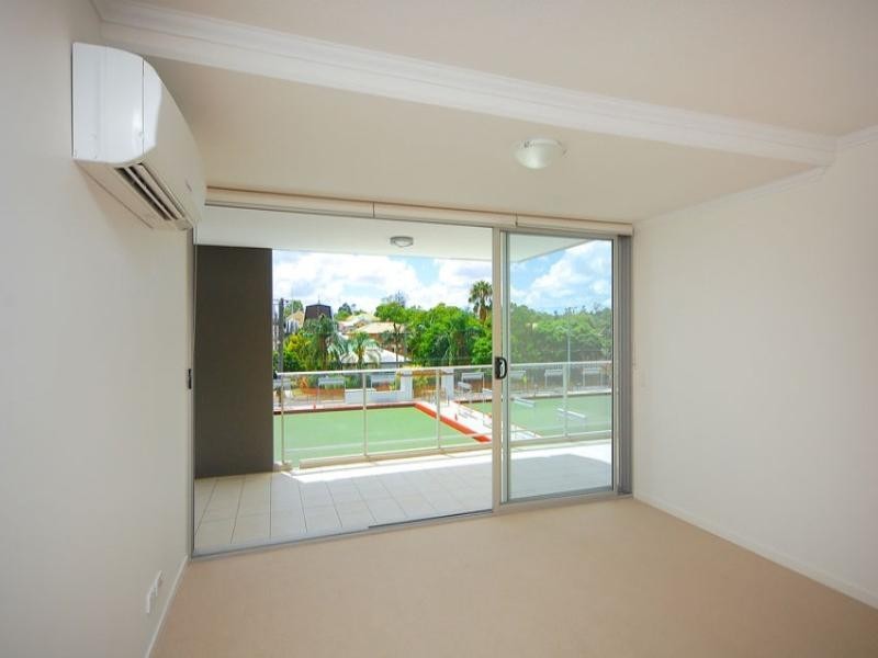 93/101 Clarence Road, Indooroopilly QLD 4068