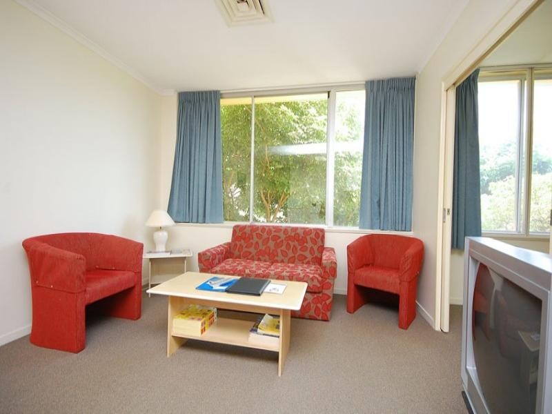 107/435 Coronation Drive, Auchenflower QLD 4066