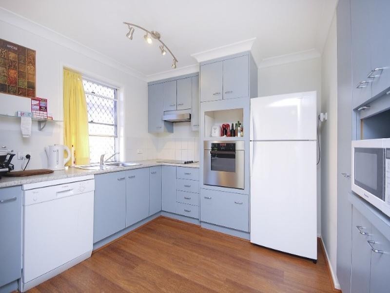 2/12 Augustus Street, Toowong QLD 4066