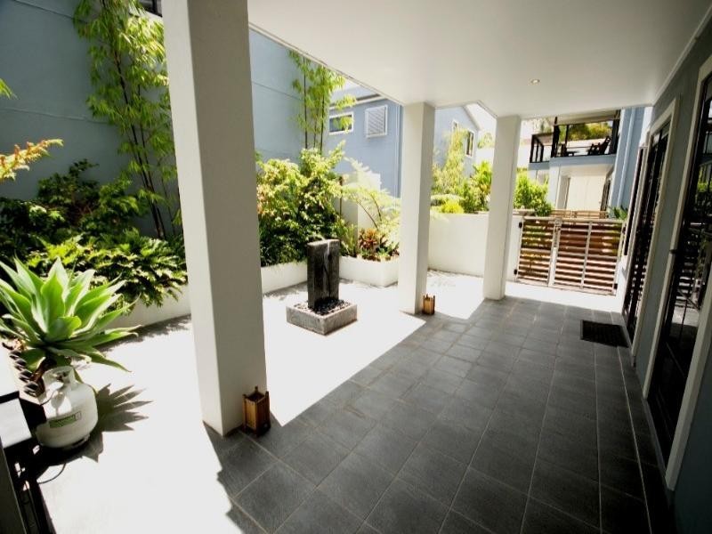 4/52 Miskin Street, Toowong QLD 4066