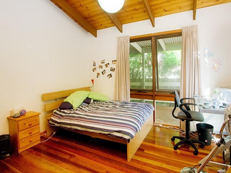 131 Carmody Road, St Lucia QLD 4067