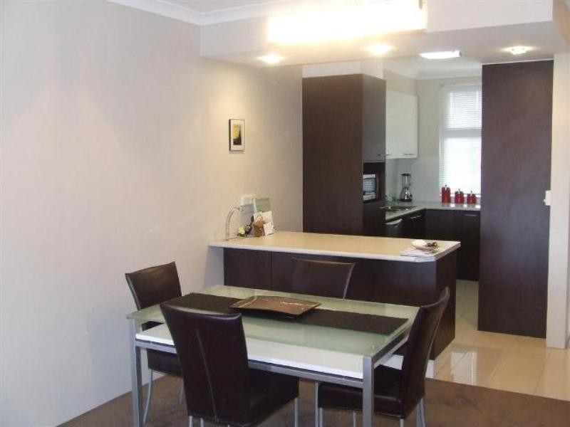 13/16 Dovercourt Road, Toowong QLD 4066