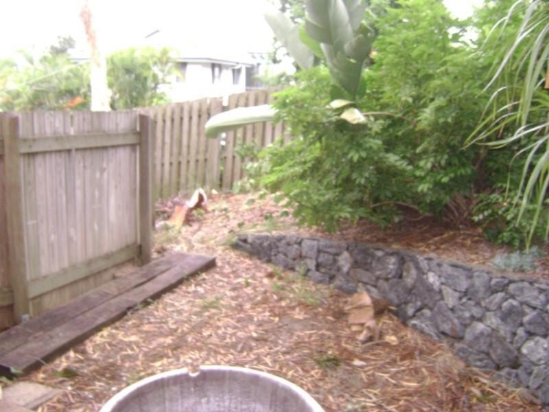 1/2 Moore Street, Taringa QLD 4068