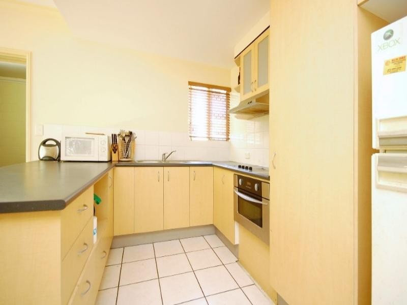 1/24 Brisbane Street, St Lucia QLD 4067