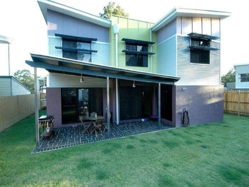 9 Lomandra Place, Chapel Hill QLD 4069