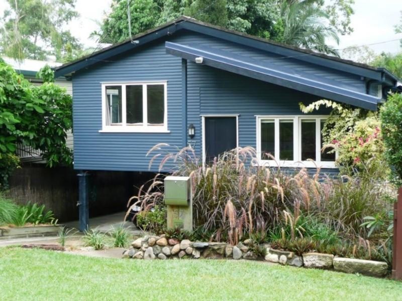 57 Fawkner Street, Chapel Hill QLD 4069