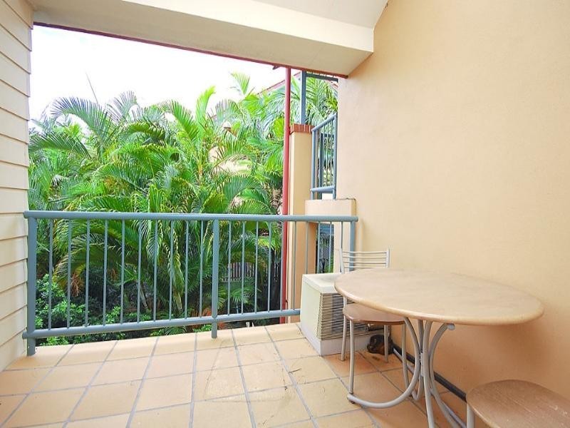 32/89 Scott Road, Herston QLD 4006