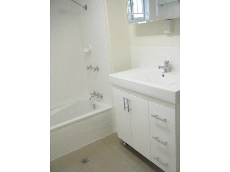 3/11 Annie Street, Auchenflower QLD 4066