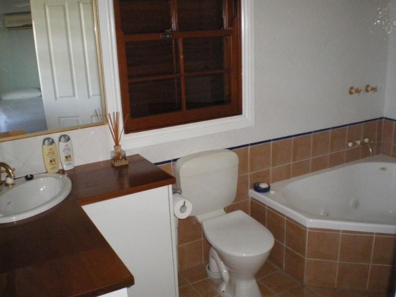 96 Bywong Street, Toowong QLD 4066