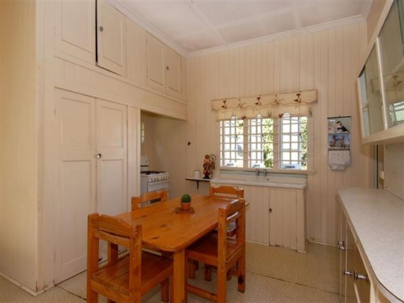 48 Rennie Street, Indooroopilly QLD 4068