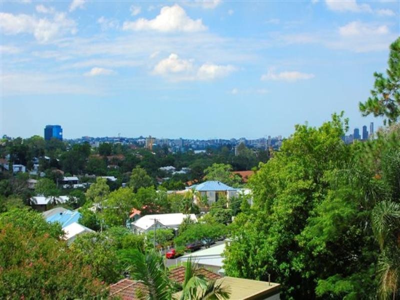 212 Swann Road, Taringa QLD 4068