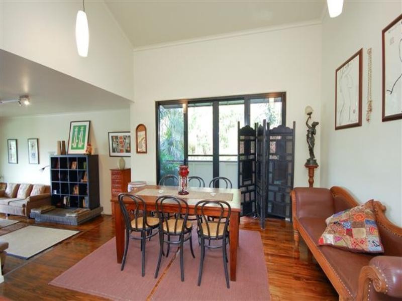 212 Swann Road, Taringa QLD 4068