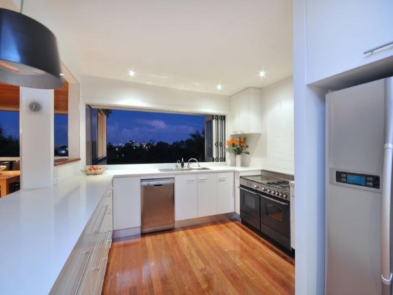 9 Couldrey Street, Bardon QLD 4065