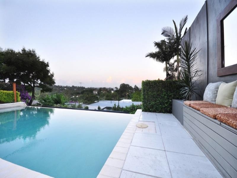 9 Couldrey Street, Bardon QLD 4065