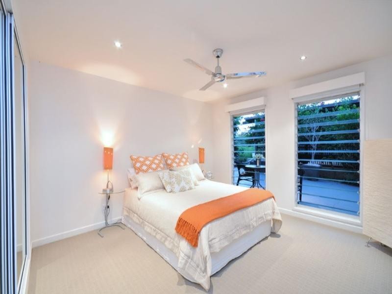 9 Couldrey Street, Bardon QLD 4065