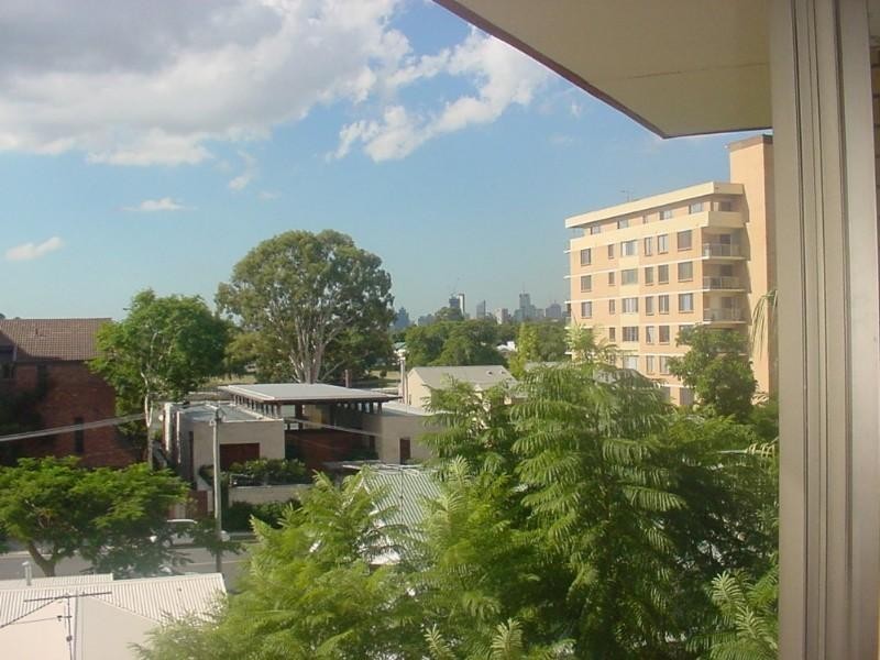 9/16 Gailey Road, Taringa QLD 4068