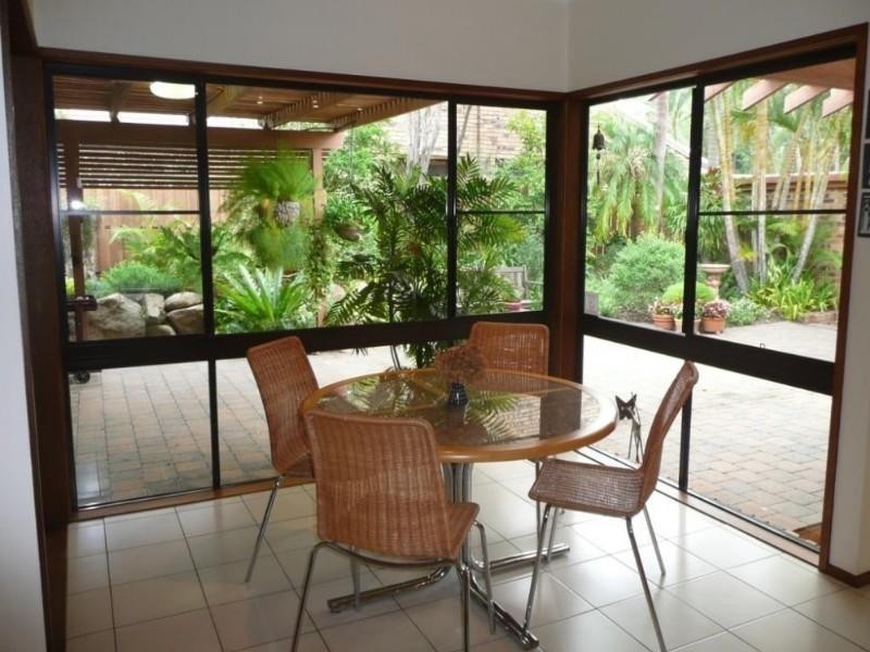 23 Fuelling Street, Chapel Hill QLD 4069