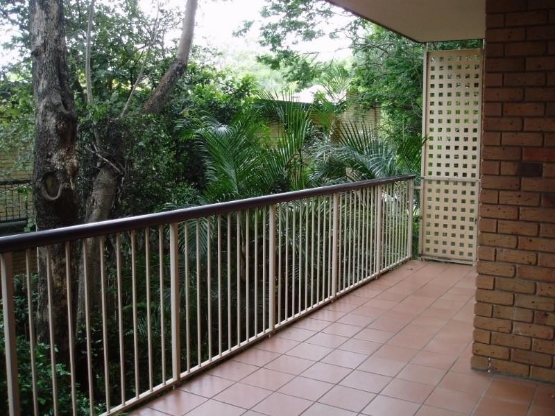 1/26 Raven Street, St Lucia QLD 4067