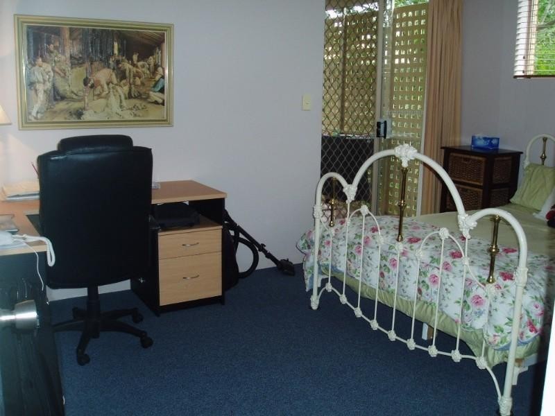 1/26 Raven Street, St Lucia QLD 4067