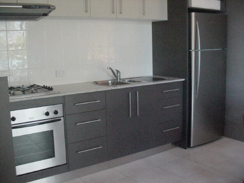 18/125 Clarence Road, Indooroopilly QLD 4068