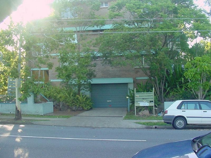 18/125 Clarence Road, Indooroopilly QLD 4068